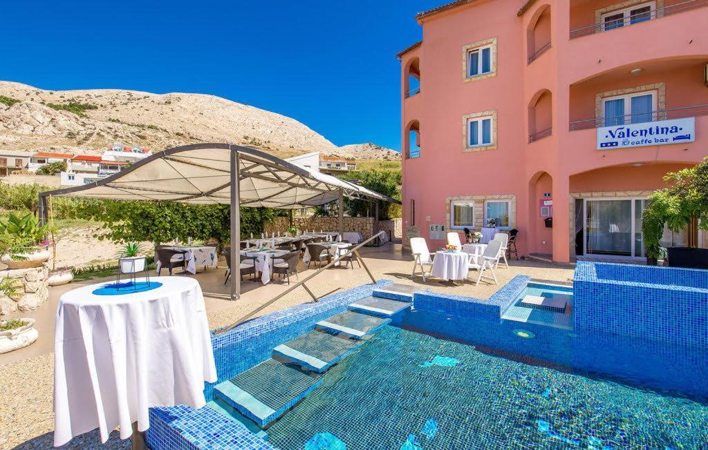 Bed & Breakfast Valentina Metajna Exterior photo
